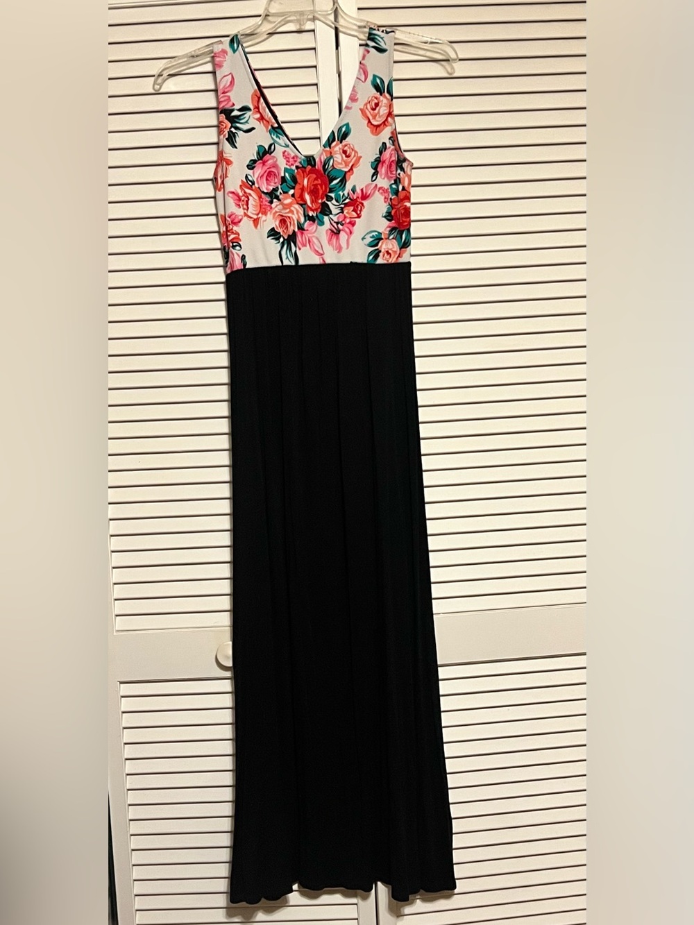 Chris & Carol Floral Maxi Dress